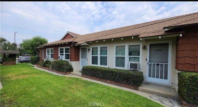 2544 N Buena Vista Street, Burbank, CA 91504