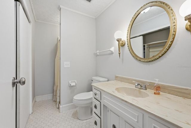 553 Lafayette Rd, Red Boiling Springs, TN 37150