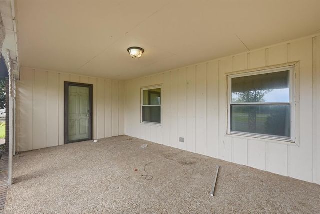 553 Lafayette Rd, Red Boiling Springs, TN 37150