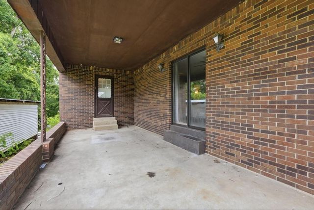 553 Lafayette Rd, Red Boiling Springs, TN 37150