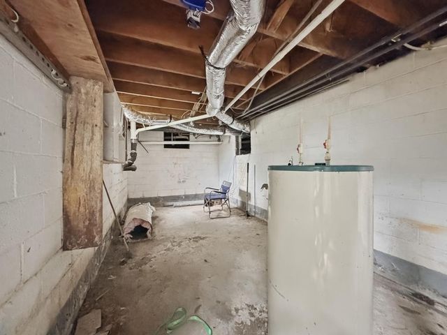 553 Lafayette Rd, Red Boiling Springs, TN 37150