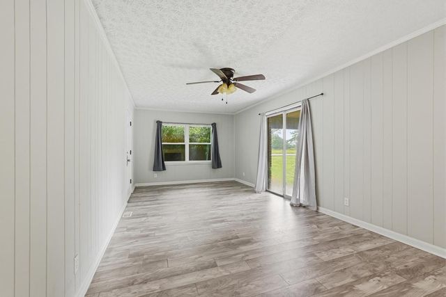 553 Lafayette Rd, Red Boiling Springs, TN 37150