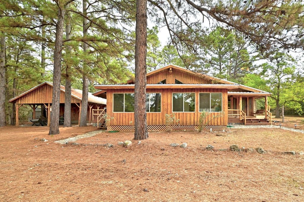 235 Antioch RD, Paige, TX 78659