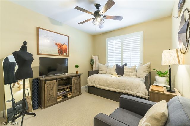 10105 Snow Crest Place, Las Vegas, NV 89134