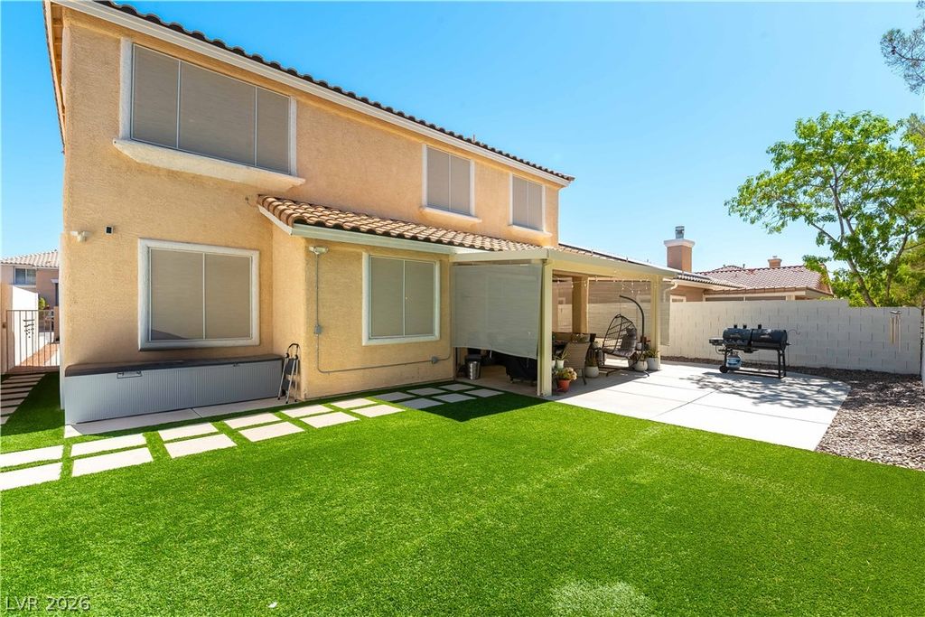 Image 25 of property listing at 10105 Snow Crest Place, Las Vegas, NV 89134