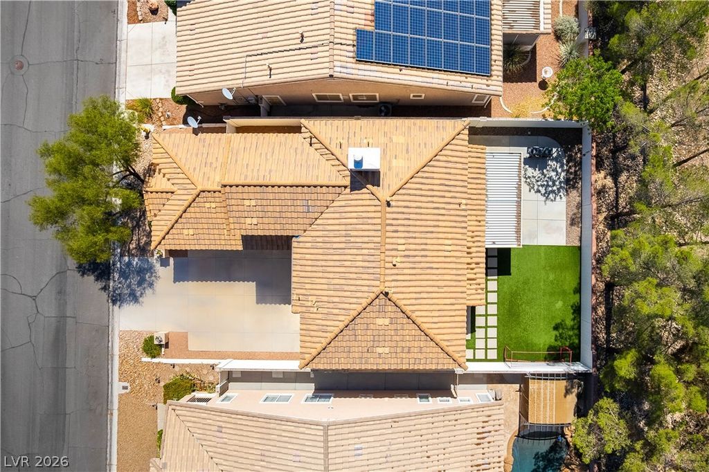 Image 29 of property listing at 10105 Snow Crest Place, Las Vegas, NV 89134