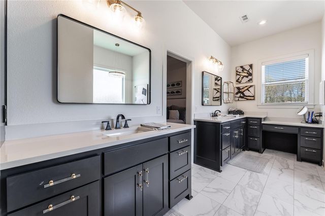 5919 Sant Antonio, Springdale, AR 72762