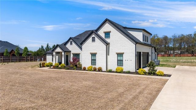 5919 Sant Antonio, Springdale, AR 72762
