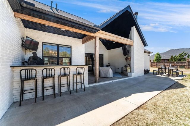5919 Sant Antonio, Springdale, AR 72762