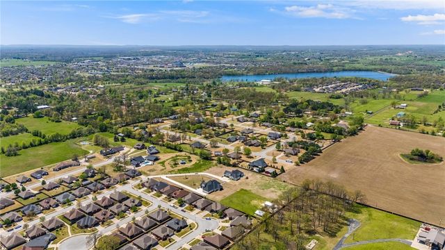 5919 Sant Antonio, Springdale, AR 72762
