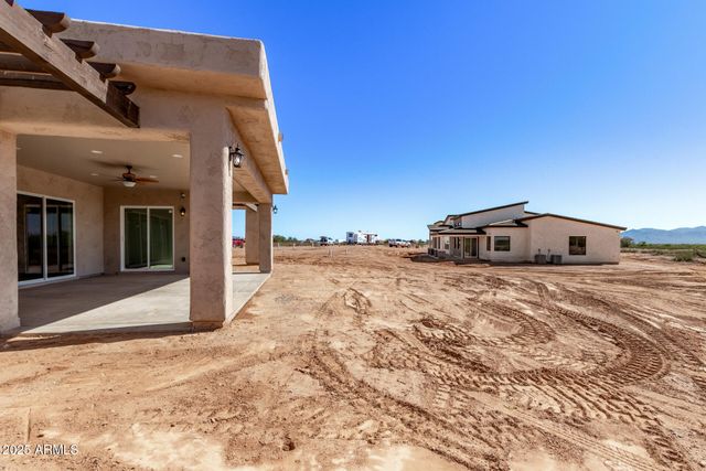 23167 W MONTGOMERY Road, Wittmann, AZ 85361