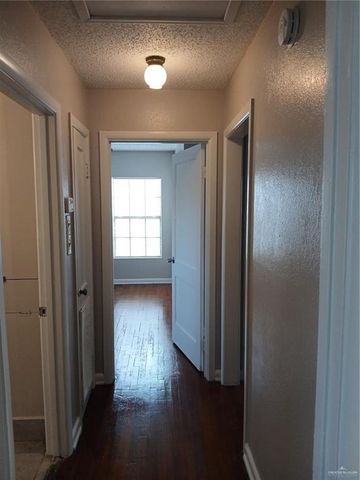 2113 E Van Buren Avenue, Harlingen, TX 78550