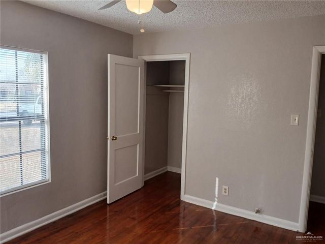 2113 E Van Buren Avenue, Harlingen, TX 78550