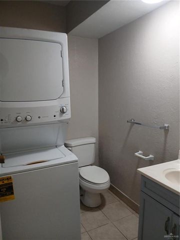 2113 E Van Buren Avenue, Harlingen, TX 78550