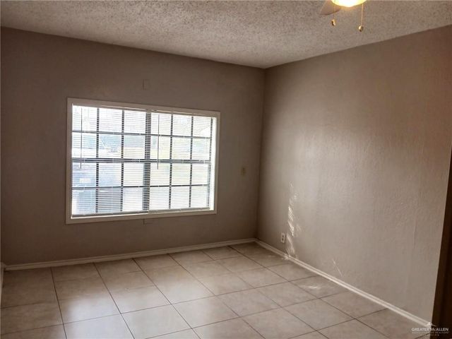 2113 E Van Buren Avenue, Harlingen, TX 78550