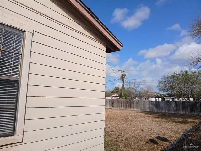2113 E Van Buren Avenue, Harlingen, TX 78550
