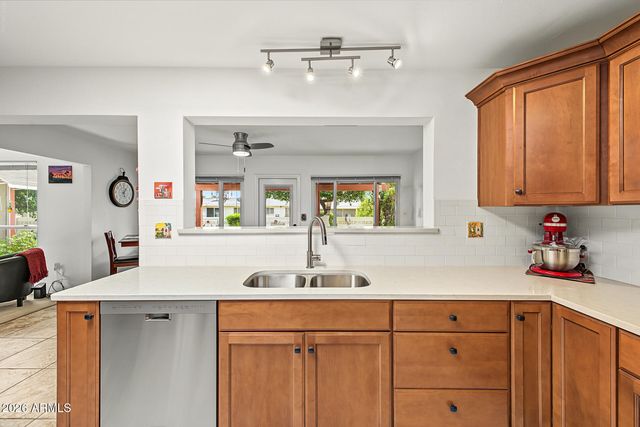 10613 W AUDREY Drive, Sun City, AZ 85351