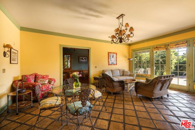 309 S Plymouth Boulevard, Los Angeles, CA 90020