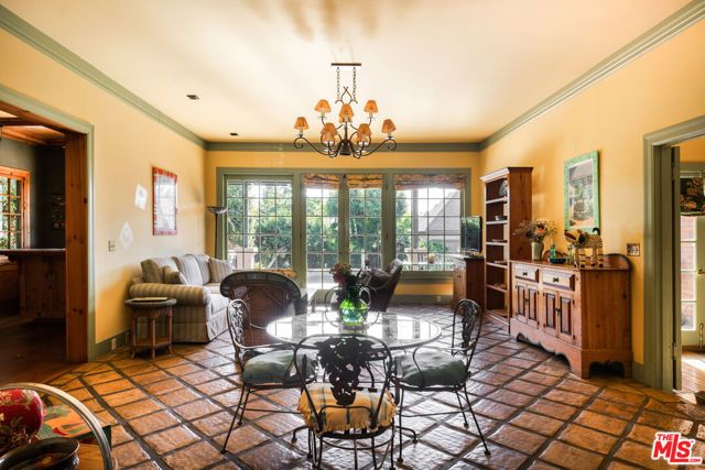 309 S Plymouth Boulevard, Los Angeles, CA 90020