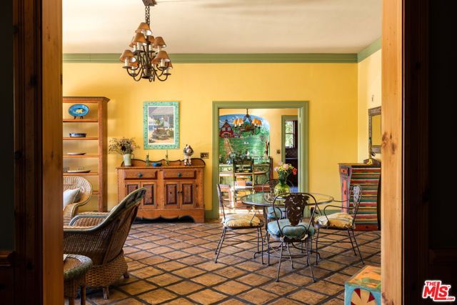 309 S Plymouth Boulevard, Los Angeles, CA 90020