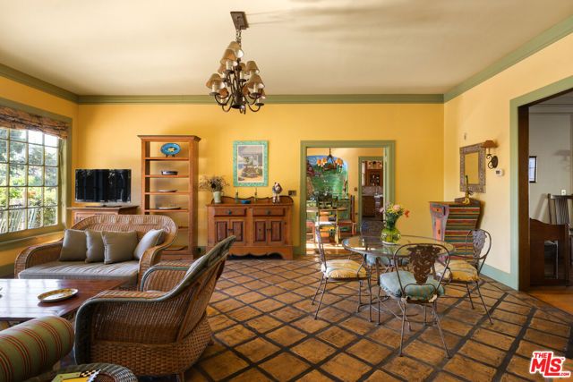 309 S Plymouth Boulevard, Los Angeles, CA 90020