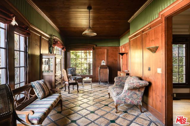 309 S Plymouth Boulevard, Los Angeles, CA 90020