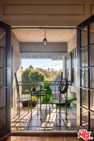 309 S Plymouth Boulevard, Los Angeles, CA 90020