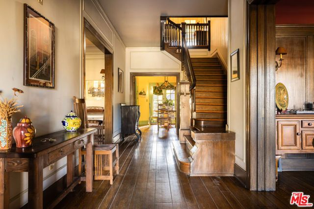 309 S Plymouth Boulevard, Los Angeles, CA 90020