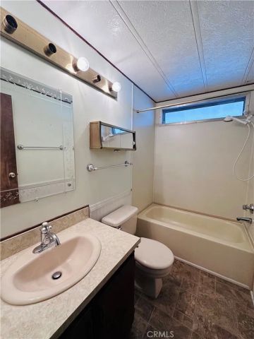 14000 El Evado 51, Victorville, CA 92392