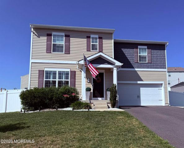 17 Fullrigger Avenue, Barnegat, NJ 08005
