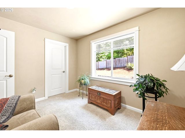 435 MOUNTAINGATE Dr, Springfield, OR 97478
