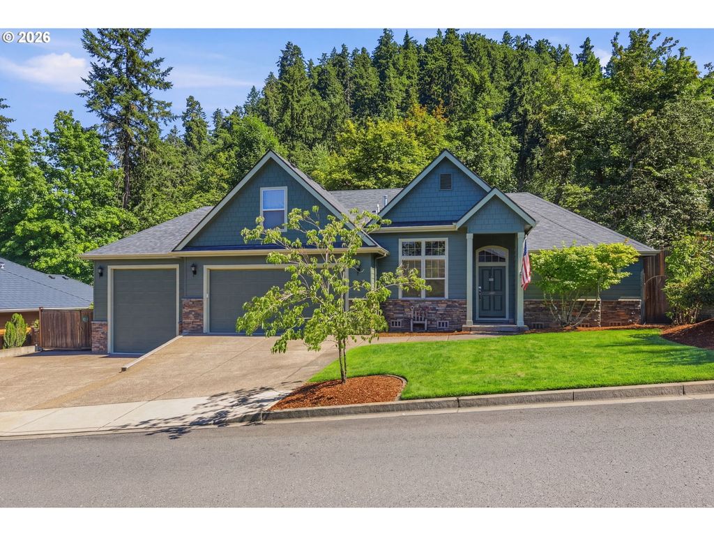 435 MOUNTAINGATE Dr, Springfield, OR 97478