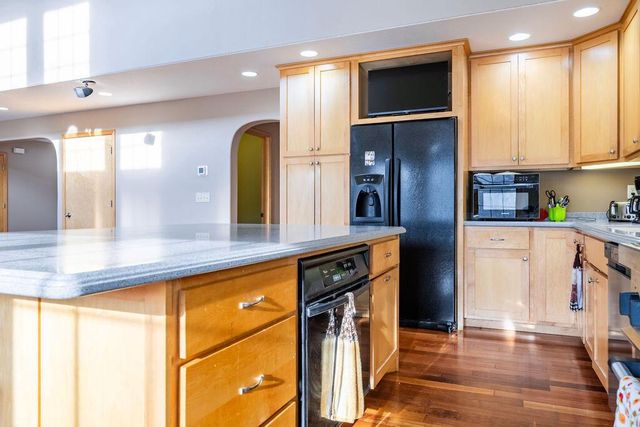 N8825 Fawn Meadow LANE, Holmen, WI 54636