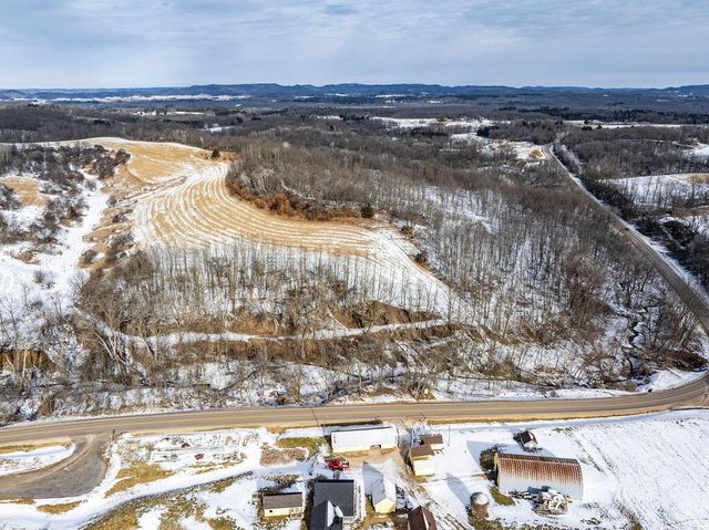 N8825 Fawn Meadow LANE, Holmen, WI 54636