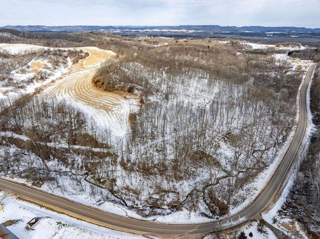 N8825 Fawn Meadow LANE, Holmen, WI 54636