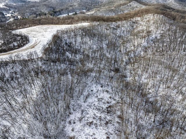 N8825 Fawn Meadow LANE, Holmen, WI 54636