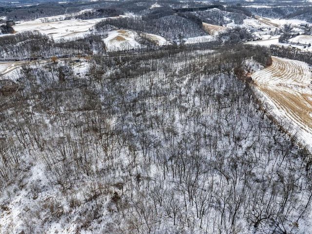 N8825 Fawn Meadow LANE, Holmen, WI 54636