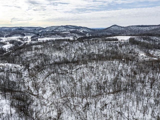 N8825 Fawn Meadow LANE, Holmen, WI 54636