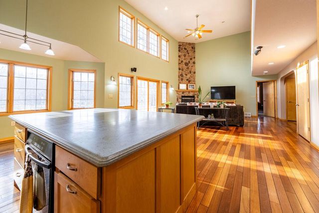 N8825 Fawn Meadow LANE, Holmen, WI 54636