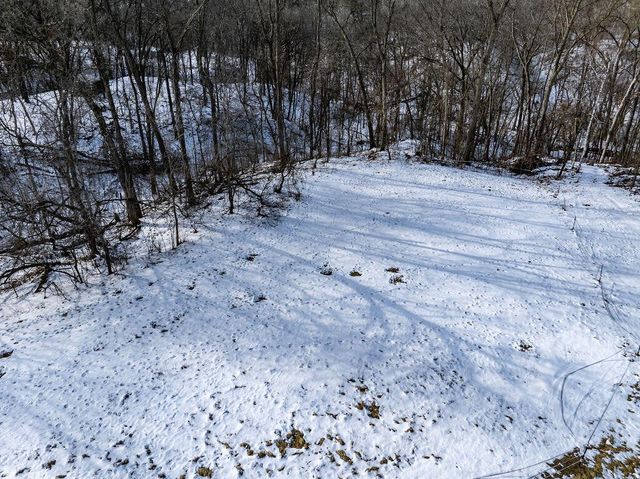 N8825 Fawn Meadow LANE, Holmen, WI 54636