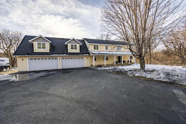 N8825 Fawn Meadow LANE, Holmen, WI 54636