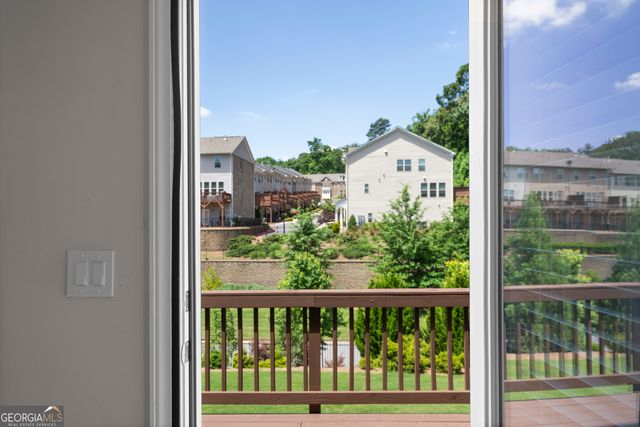 2042 Violet Lane, Brookhaven, GA 30319