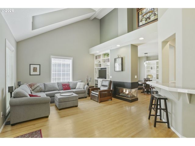 1246 Ne PARKS EDGE Cir, Hillsboro, OR 97124