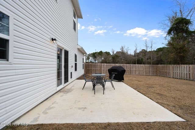 535 White Shoal Way, Sneads Ferry, NC 28460