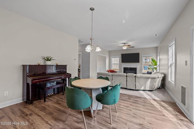 535 White Shoal Way, Sneads Ferry, NC 28460