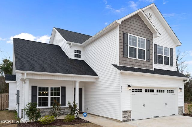 535 White Shoal Way, Sneads Ferry, NC 28460