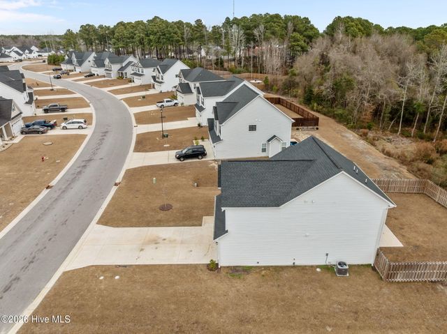 535 White Shoal Way, Sneads Ferry, NC 28460