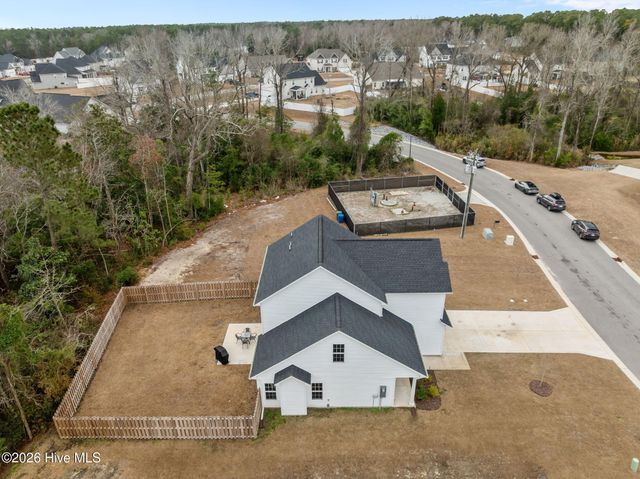 535 White Shoal Way, Sneads Ferry, NC 28460
