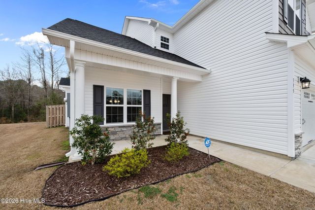 535 White Shoal Way, Sneads Ferry, NC 28460