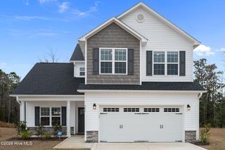 535 White Shoal Way, Sneads Ferry, NC 28460